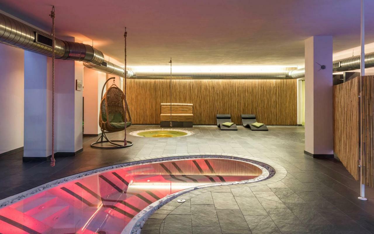 קולדראנו Hotel Bamboo Haupthaus מראה חיצוני תמונה