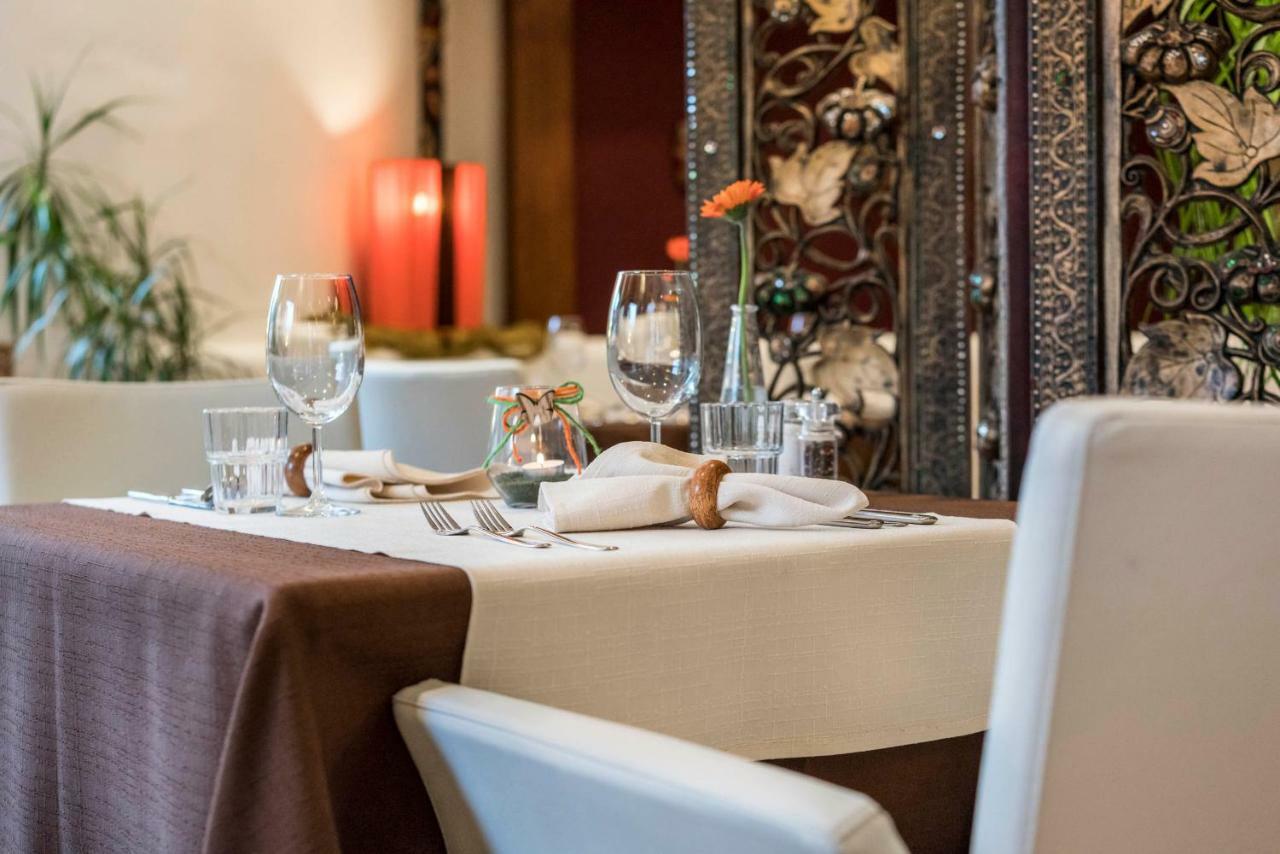 קולדראנו Hotel Bamboo Haupthaus מראה חיצוני תמונה
